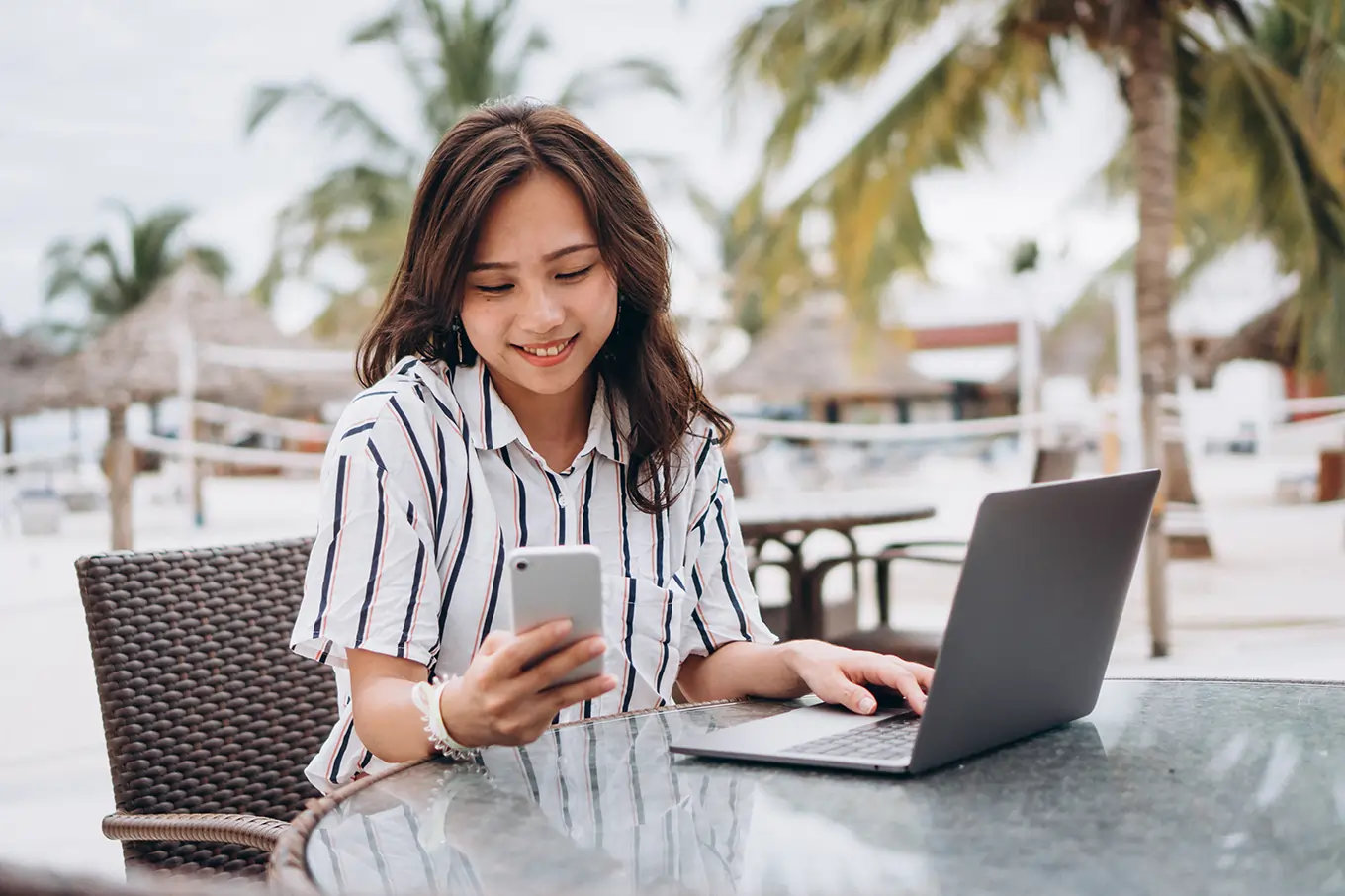 Inside the Digital Nomad Lifestyle: Freedom, Work & Travel